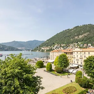 Apartment Piazza Cavour Lake View - Bymyhomeincomo, Como